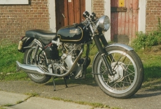 Velocette Frank Just Motorenteilebearbeitung